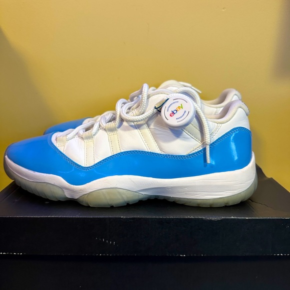 Used Jordan 11 Low Retro UNC - Picture 1 of 7